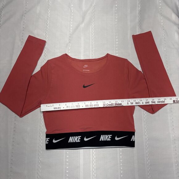 Nike Women’s Crop Long Sleeve Nike Tape Logo - Size Medium / Coral - Picture 6 of 12